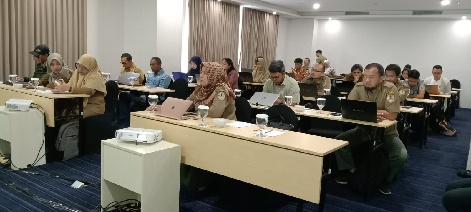 Read more about the article Dorong Peningkatan Kualitas Air, P3E Kalimantan Gelar Bimtek Penghitungan Baku Mutu Air